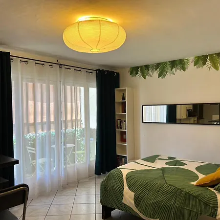 公寓 Cosy & Zen Centre 耶尔